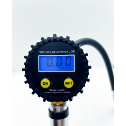 Пистолет для подкачки колёс с электронным манометром до 220PSI или 15bar с плоским курком и с кнопкой стравливания, ЕВРО разъем под шланг