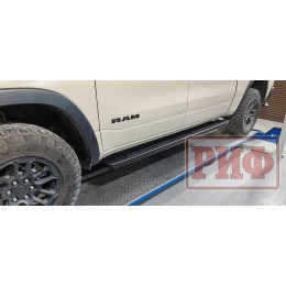 Пороги РИФ силовые алюминиевые для RAM (Dodge) 1500 Rebel 2019+