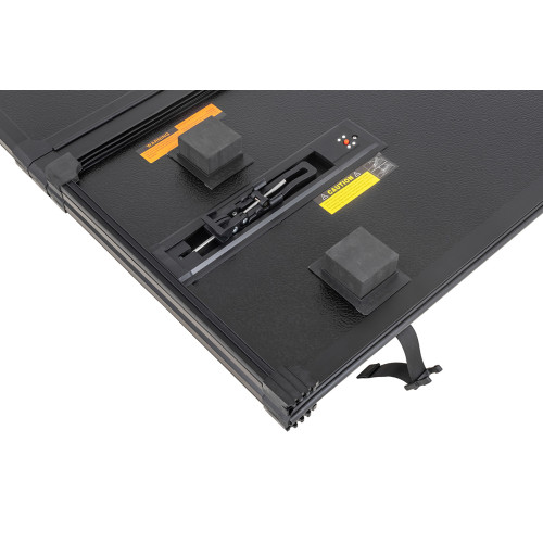 Крышка кузова РИФ для Toyota Tundra 2022+, трёхсекционная, алюминиевая, черная (6,5 ft)