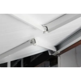 Маркиза автомобильная РИФ 2,5х2,0 м кассетная, привод механический, ручной, корпус белый